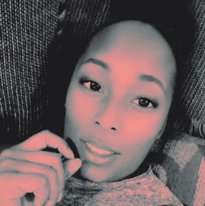 Meet your Posher, Jolie